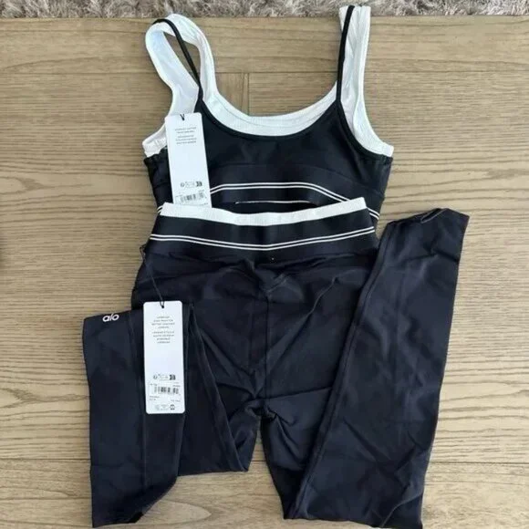 Alo Yoga Airbrush Better Together Bra And High-Waist 7/8 Legging Set Black/White - Picture 4 of 5